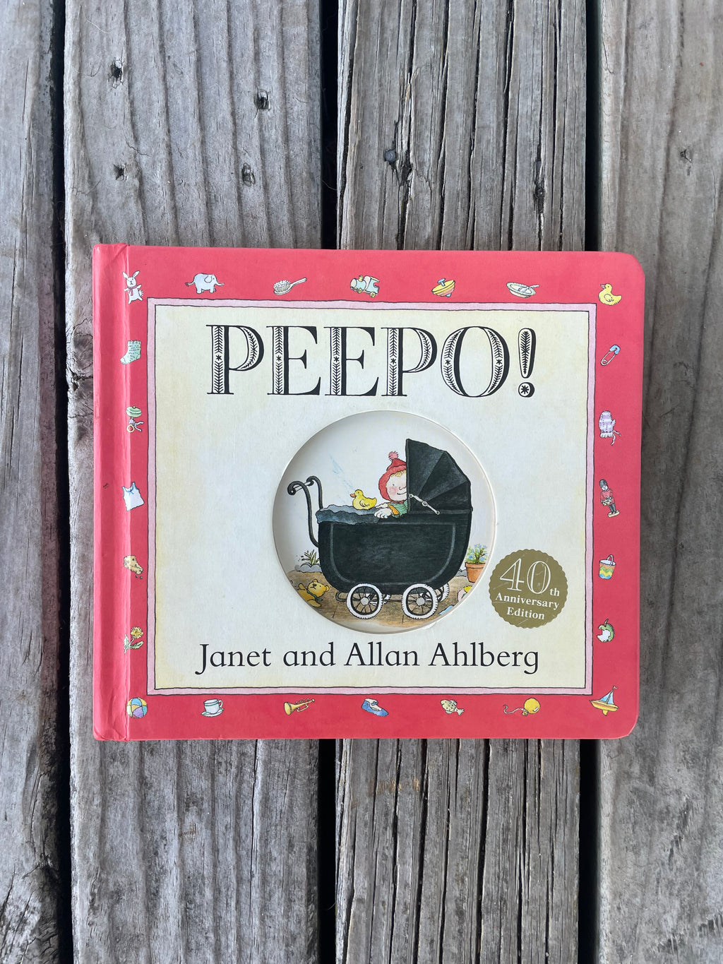 PEEPO! - Janet and Allan Ahlberg